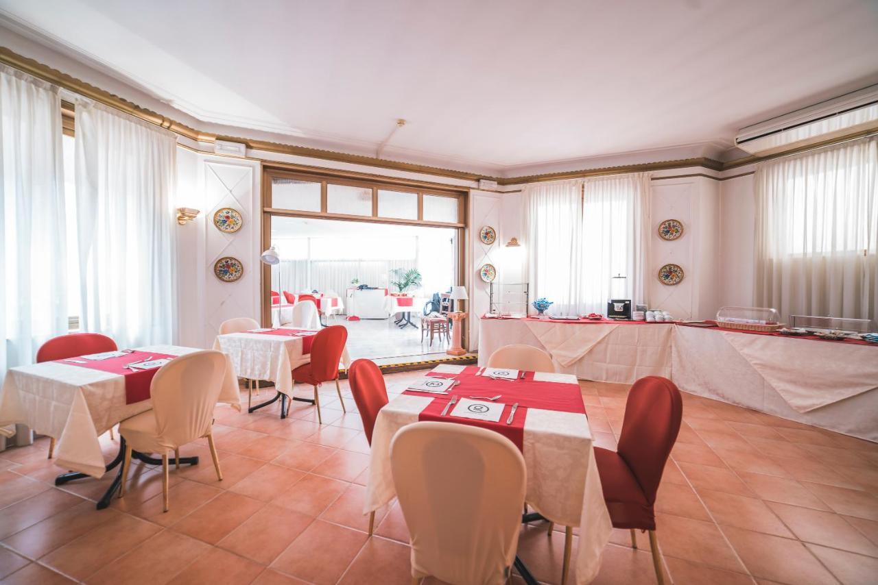 Gh Hotel San Giusto Rome Bagian luar foto