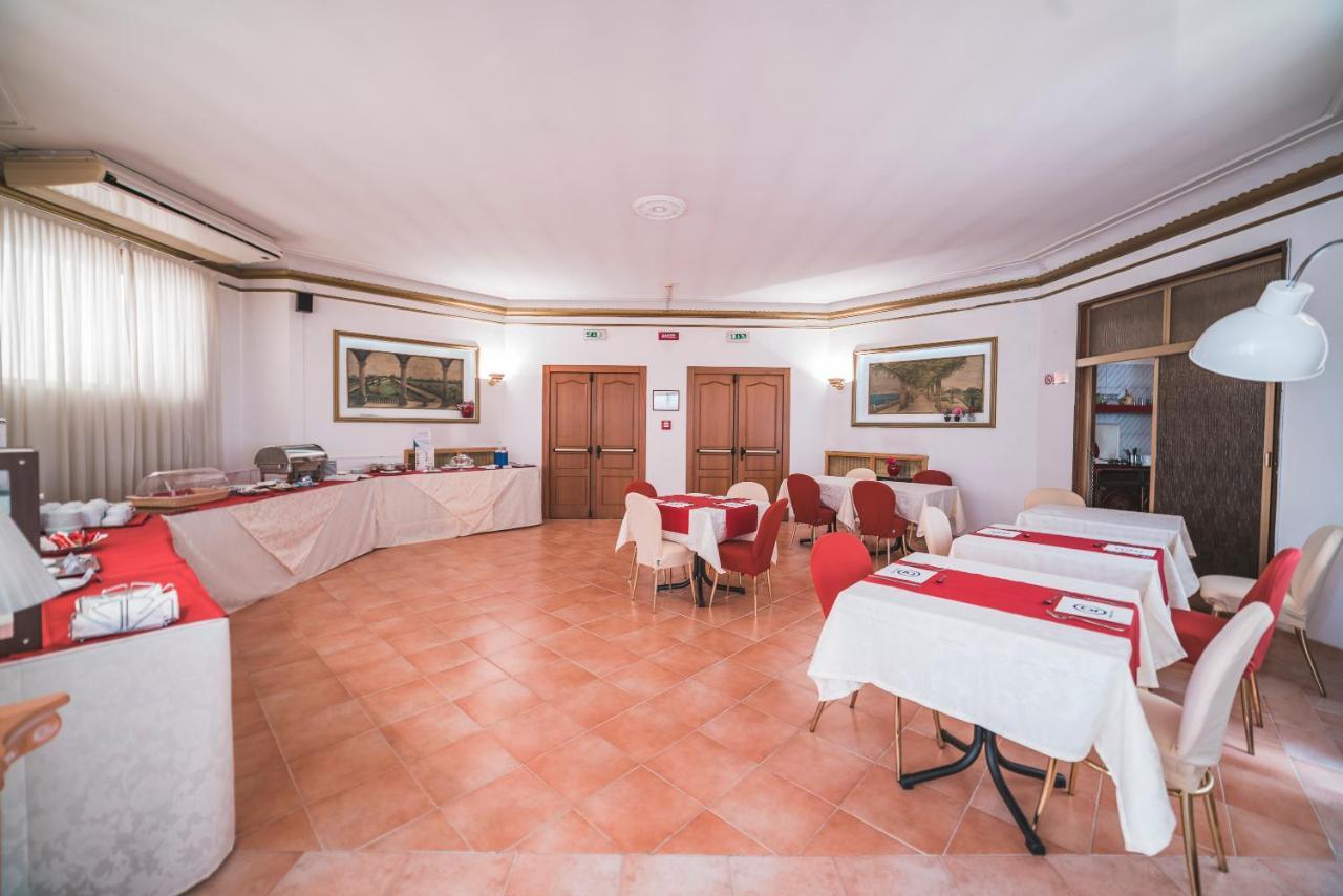 Gh Hotel San Giusto Rome Bagian luar foto