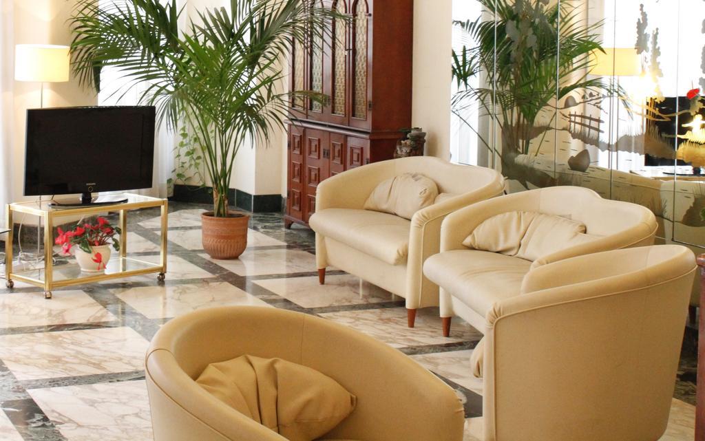 Gh Hotel San Giusto Rome Bagian luar foto