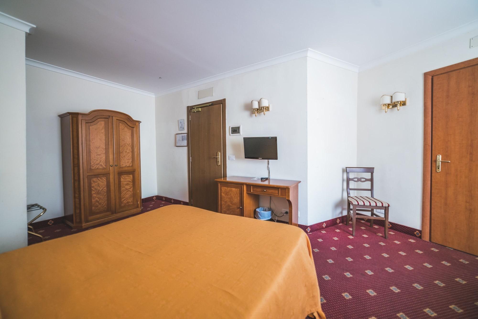 Gh Hotel San Giusto Rome Bagian luar foto