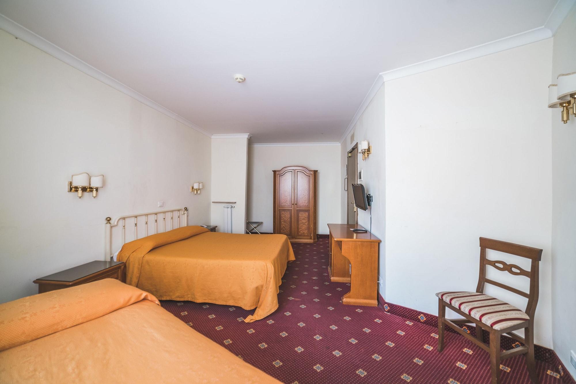 Gh Hotel San Giusto Rome Bagian luar foto