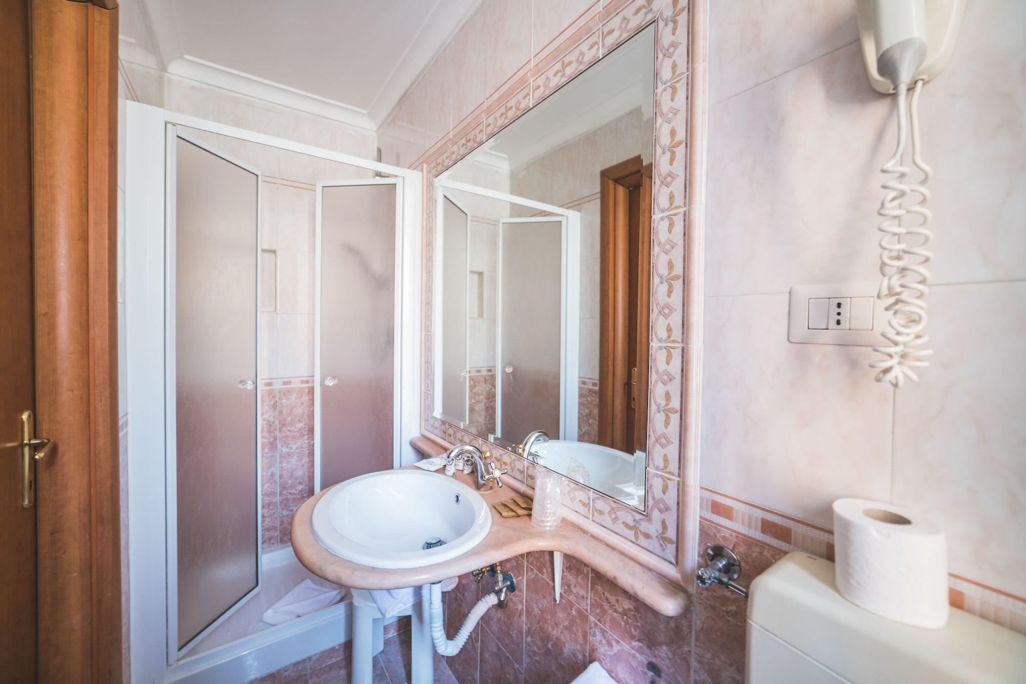 Gh Hotel San Giusto Rome Bagian luar foto