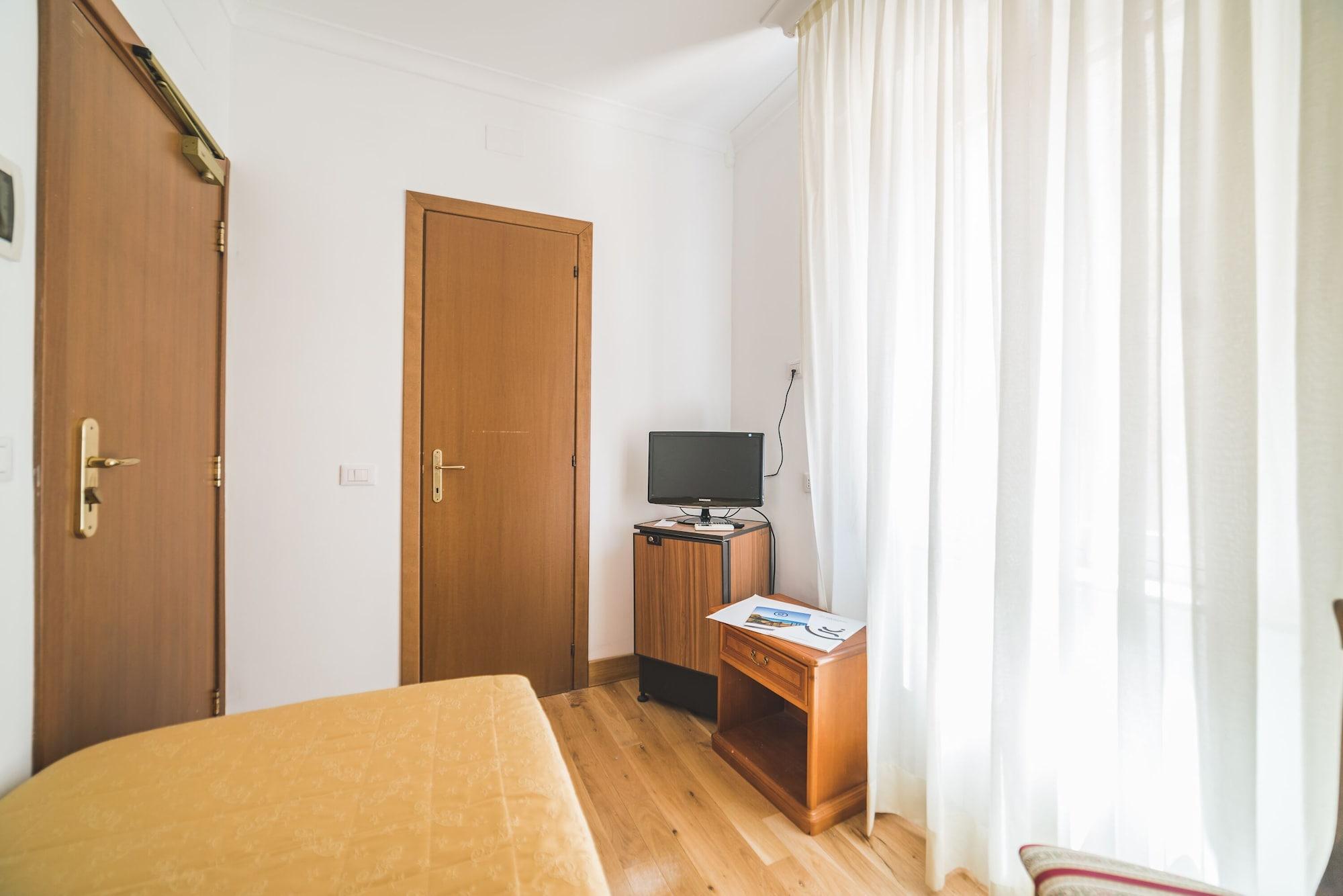 Gh Hotel San Giusto Rome Bagian luar foto