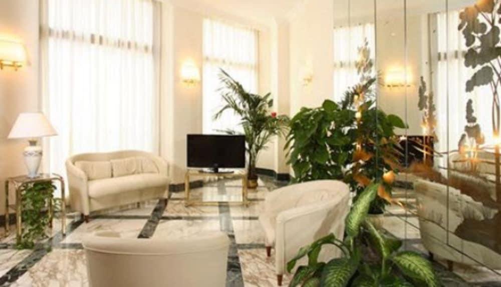 Gh Hotel San Giusto Rome Bagian luar foto