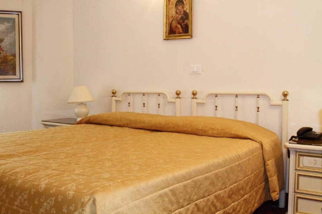 Gh Hotel San Giusto Rome Bagian luar foto